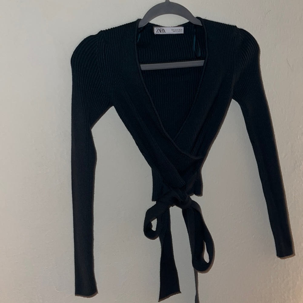 Zara cropped long sleeve size S